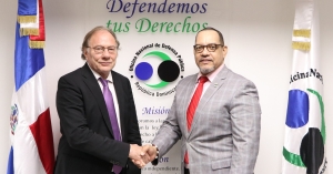 Director de la Defensa Pública recibe visita de consultor alemán del proyecto FEDACC