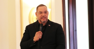 Director de la Defensa Pública participa en San Cristóbal en el lanzamiento del libro “Puntos de Vista”