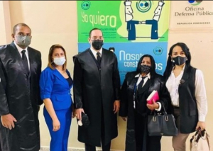 Director Nacional de la Defensa Pública, Lic. Rodolfo Valentín Santos , acompaño  al defensor público, Pedro Mencías, de San Pedro de Macorís, para asistir en los medios de defensa en la audiencia preliminar